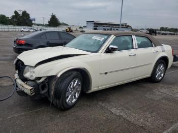  Salvage Chrysler 300