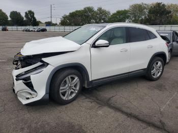  Salvage Mercedes-Benz GLA
