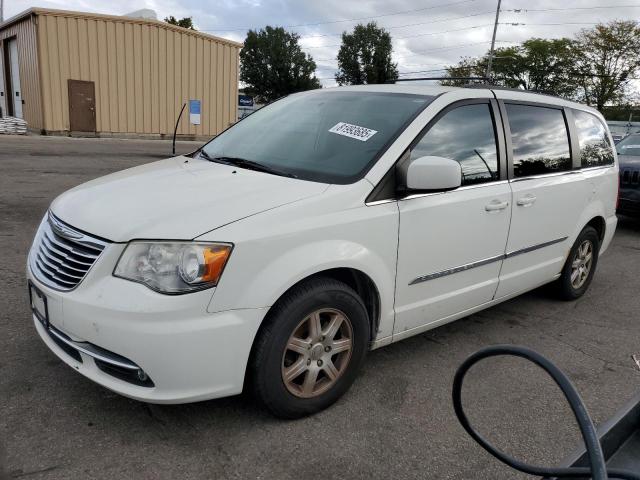  Salvage Chrysler Minivan