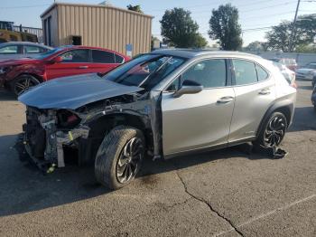  Salvage Lexus Ux