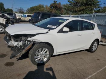  Salvage Mazda 3
