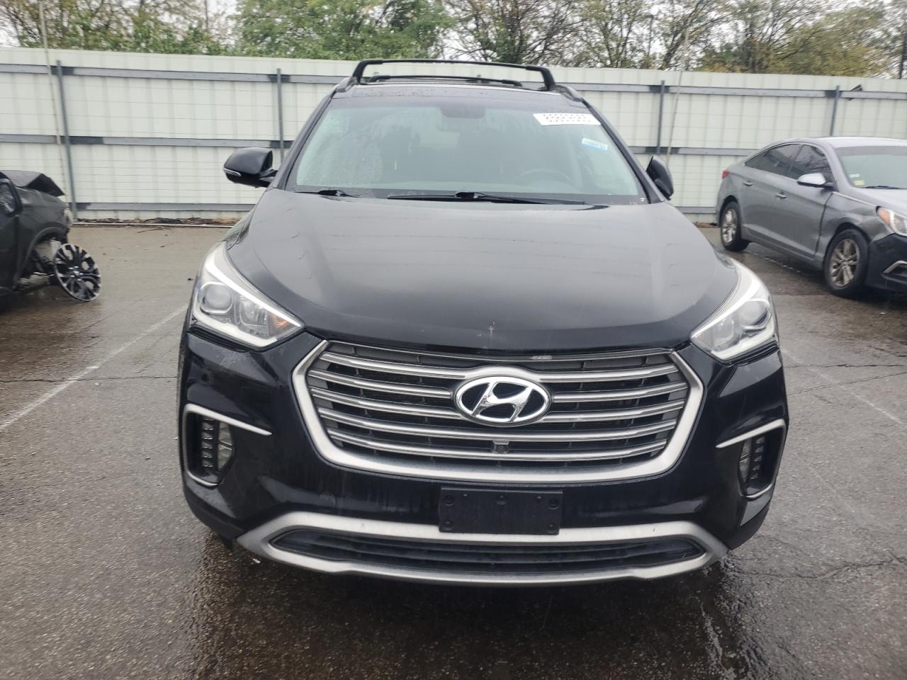 Hyundai SANTA FE Se Ultimate Image 2