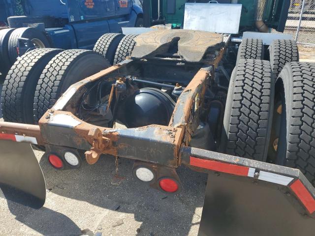 Peterbilt 579 Image 9