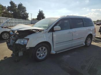  Salvage Chrysler Minivan