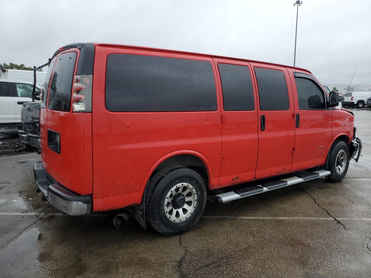 Chevrolet Express Lt Image 3