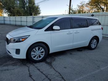  Salvage Kia Sedona