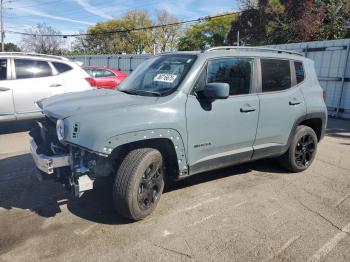  Salvage Jeep Renegade