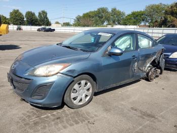  Salvage Mazda 3
