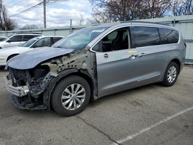  Salvage Chrysler Pacifica