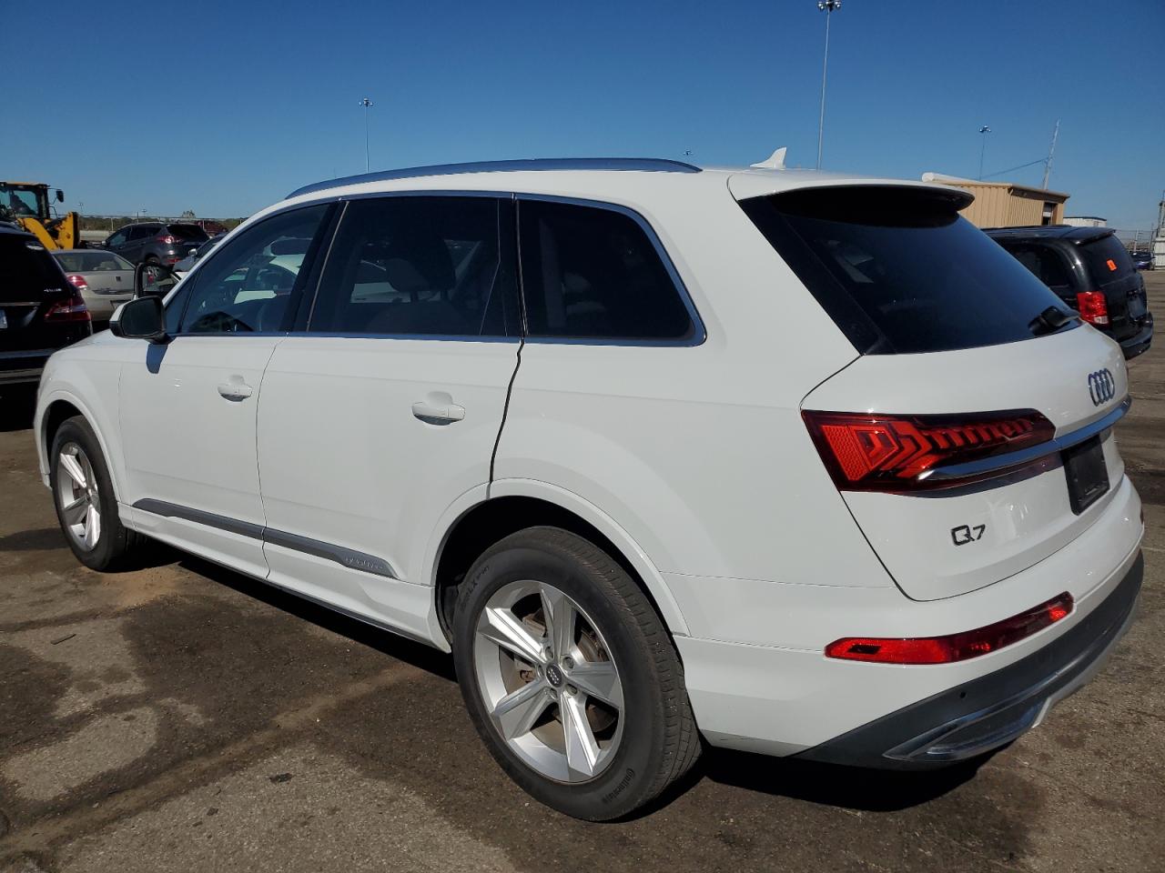 Audi Q7 Premium Image 2