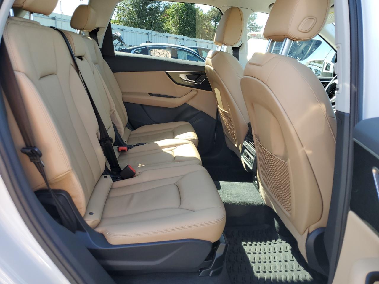 Audi Q7 Premium Image 11