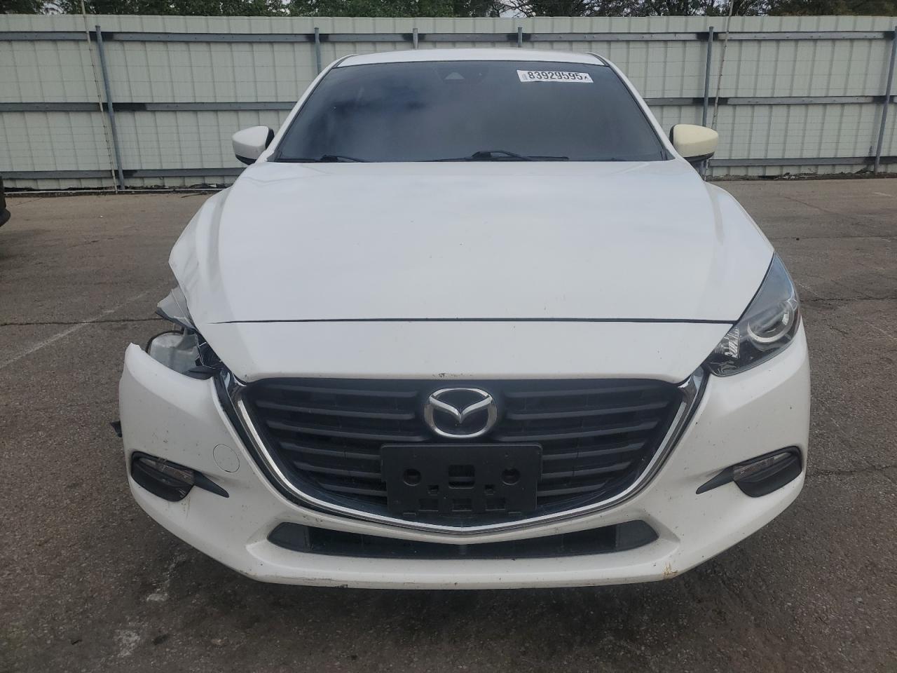 Mazda 3 Touring Image 3