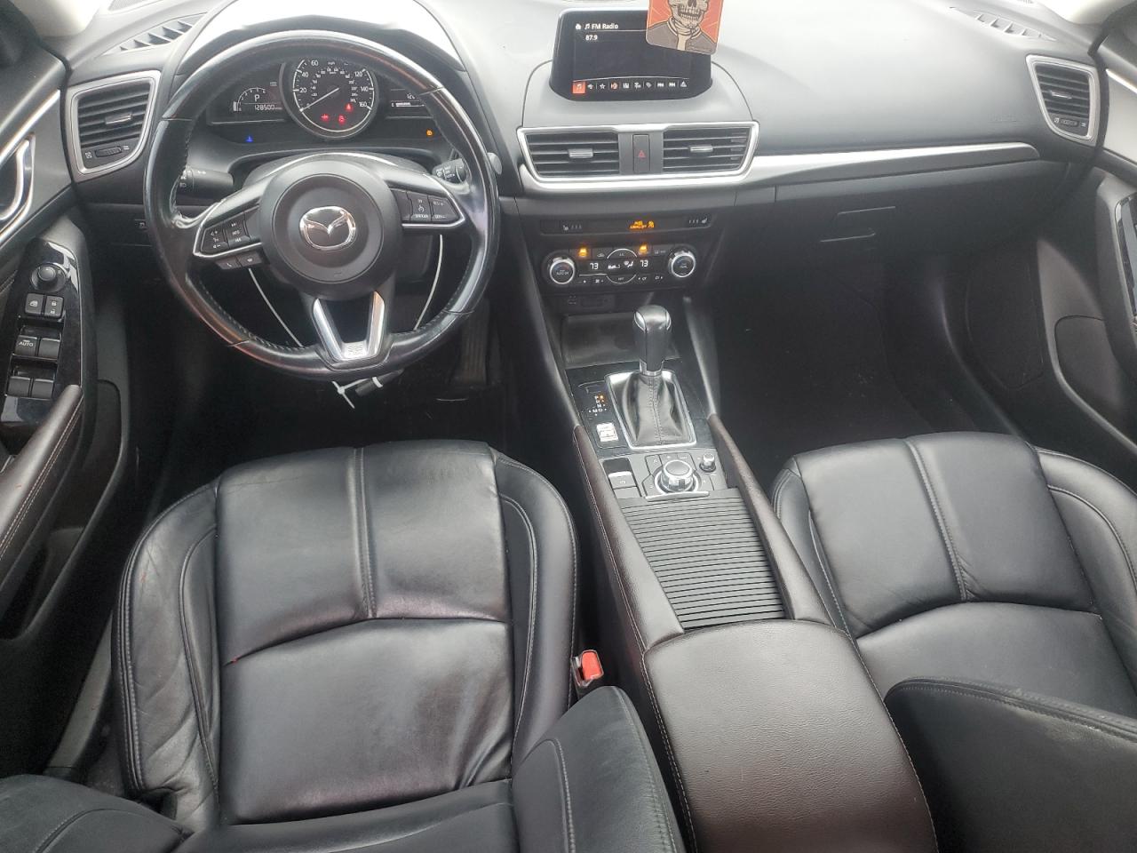 Mazda 3 Touring Image 6