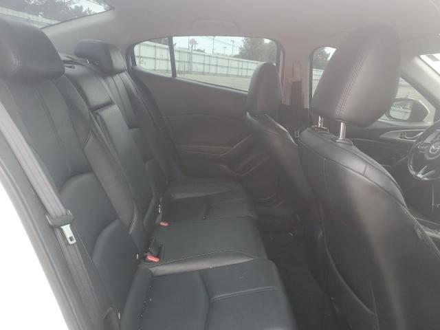 Mazda 3 Touring Image 9