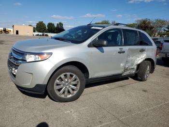  Salvage Ford Edge