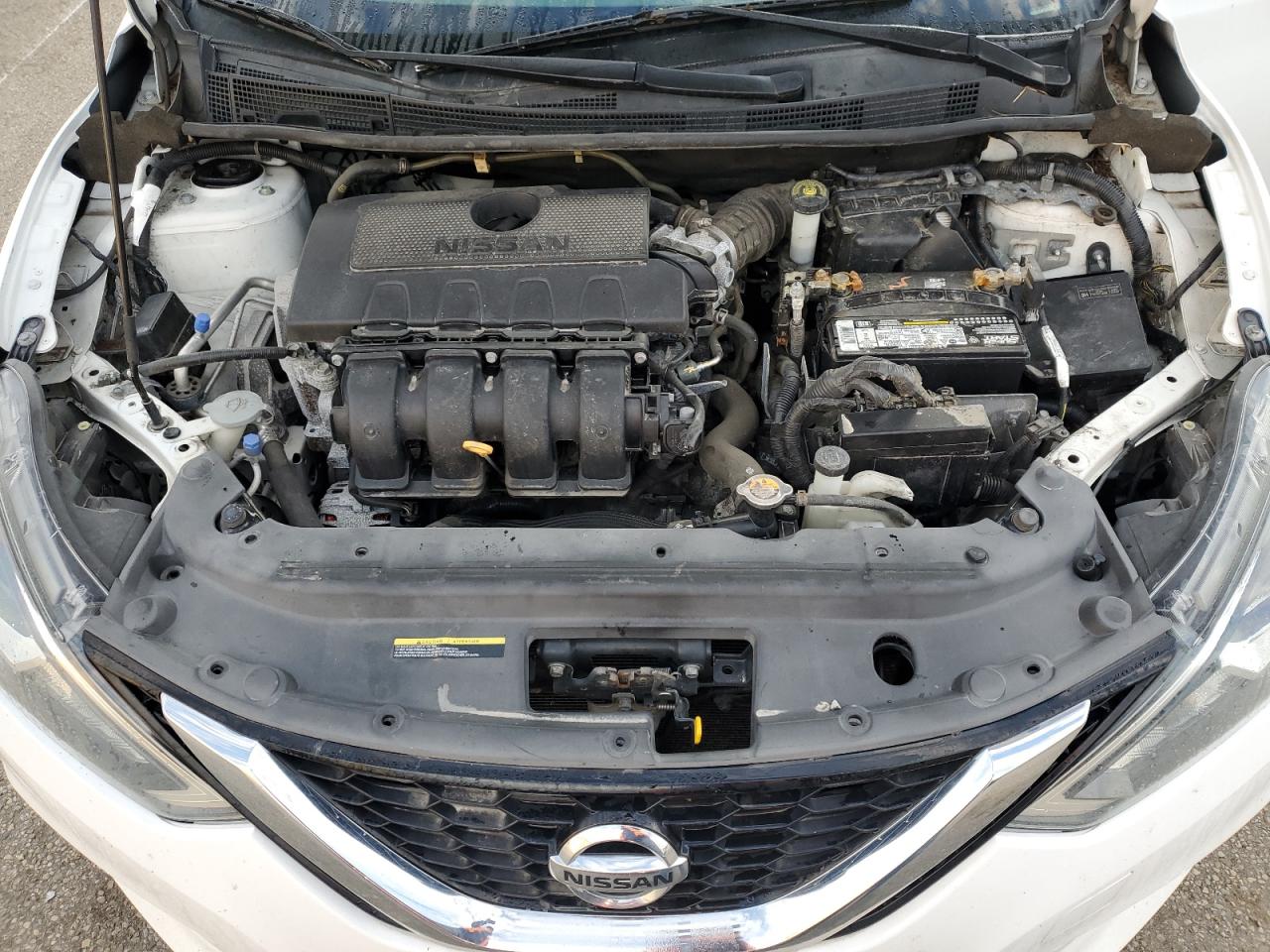 Nissan Sentra S Image 10