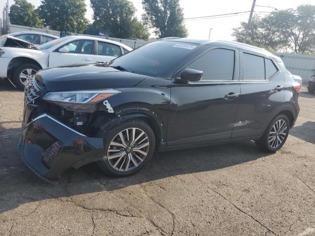  Salvage Nissan Kicks