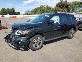 Salvage Nissan Pathfinder