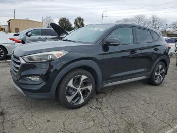 Salvage Hyundai TUCSON