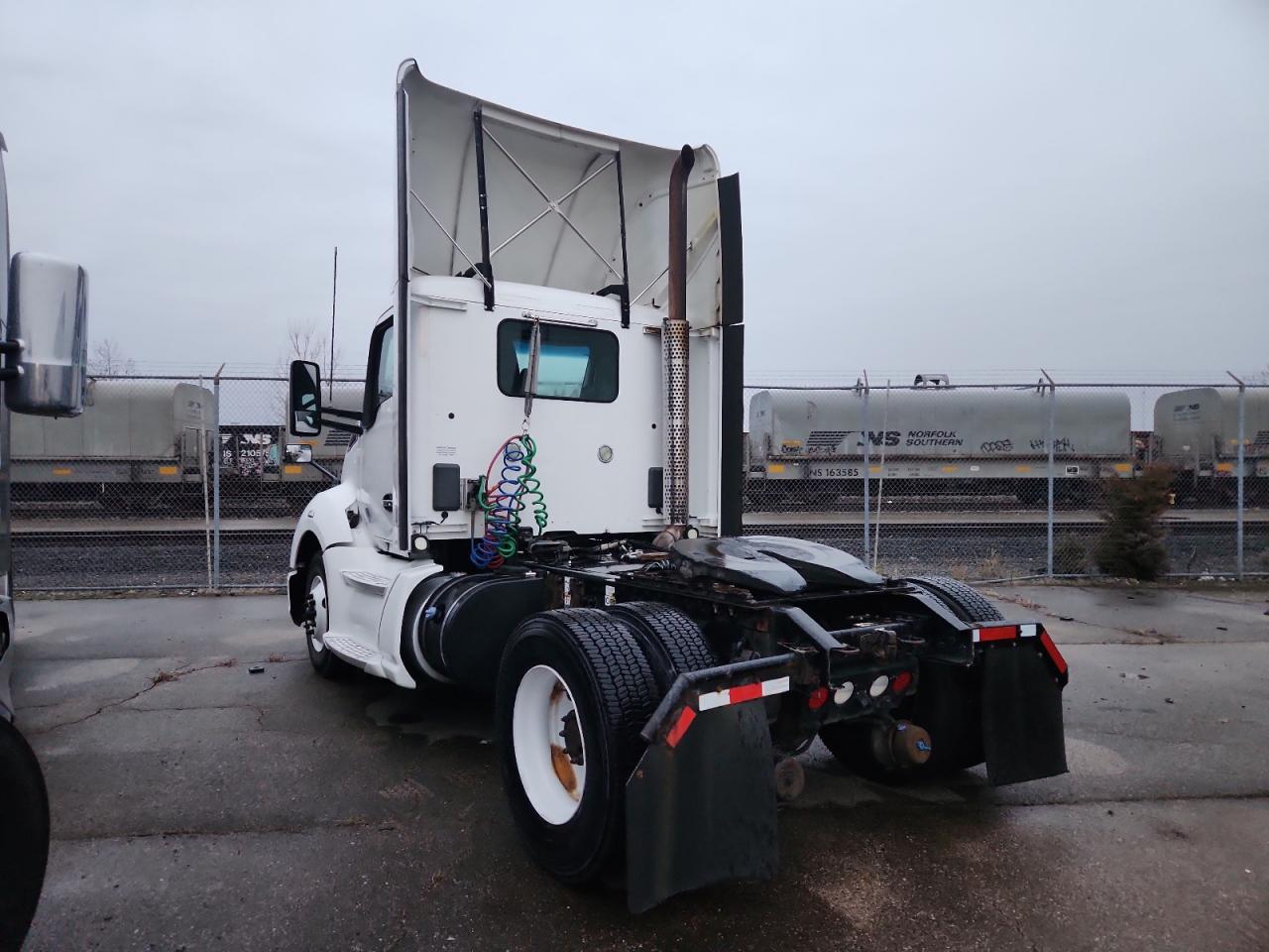 Kenworth Constructi T680 Image 3