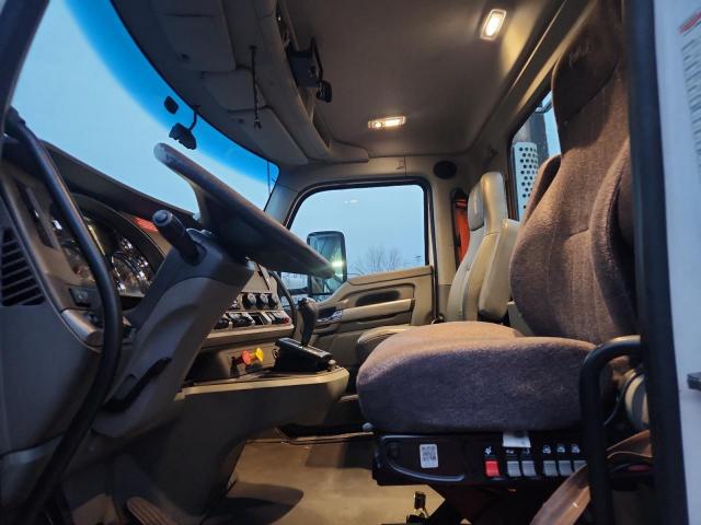 Kenworth Constructi T680 Image 5