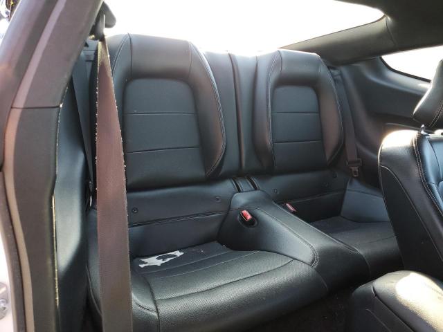 Ford Mustang Image 10