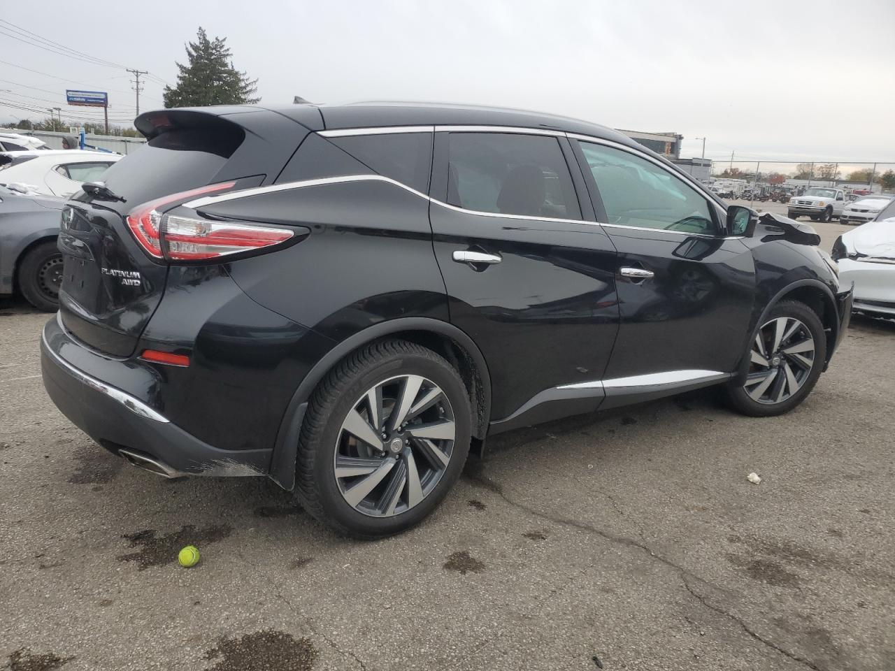 Nissan Murano S Image 3
