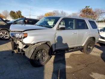  Salvage Toyota 4Runner