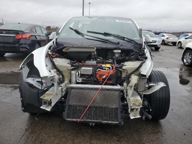 Tesla Model Y Image 10