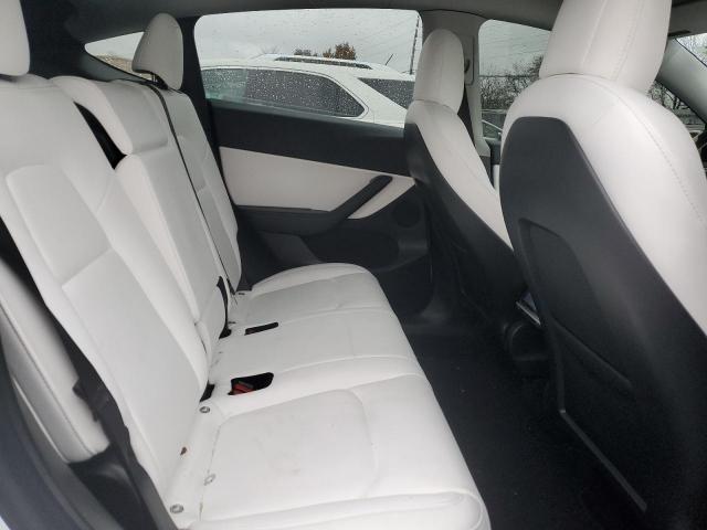 Tesla Model Y Image 12