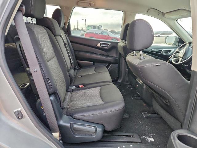 Nissan Pathfinder Sv Image 9