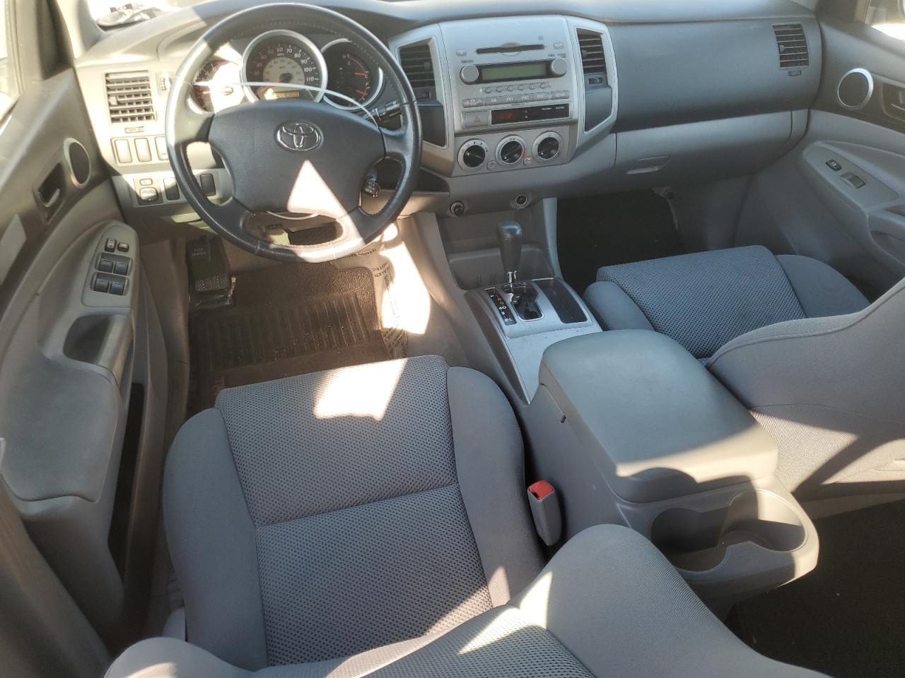 Toyota Tacoma Double Cab Prerunner Image 8