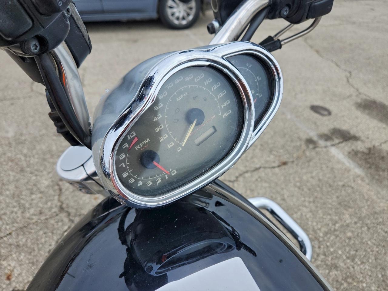 Harley-Davidson Vrs Image 7