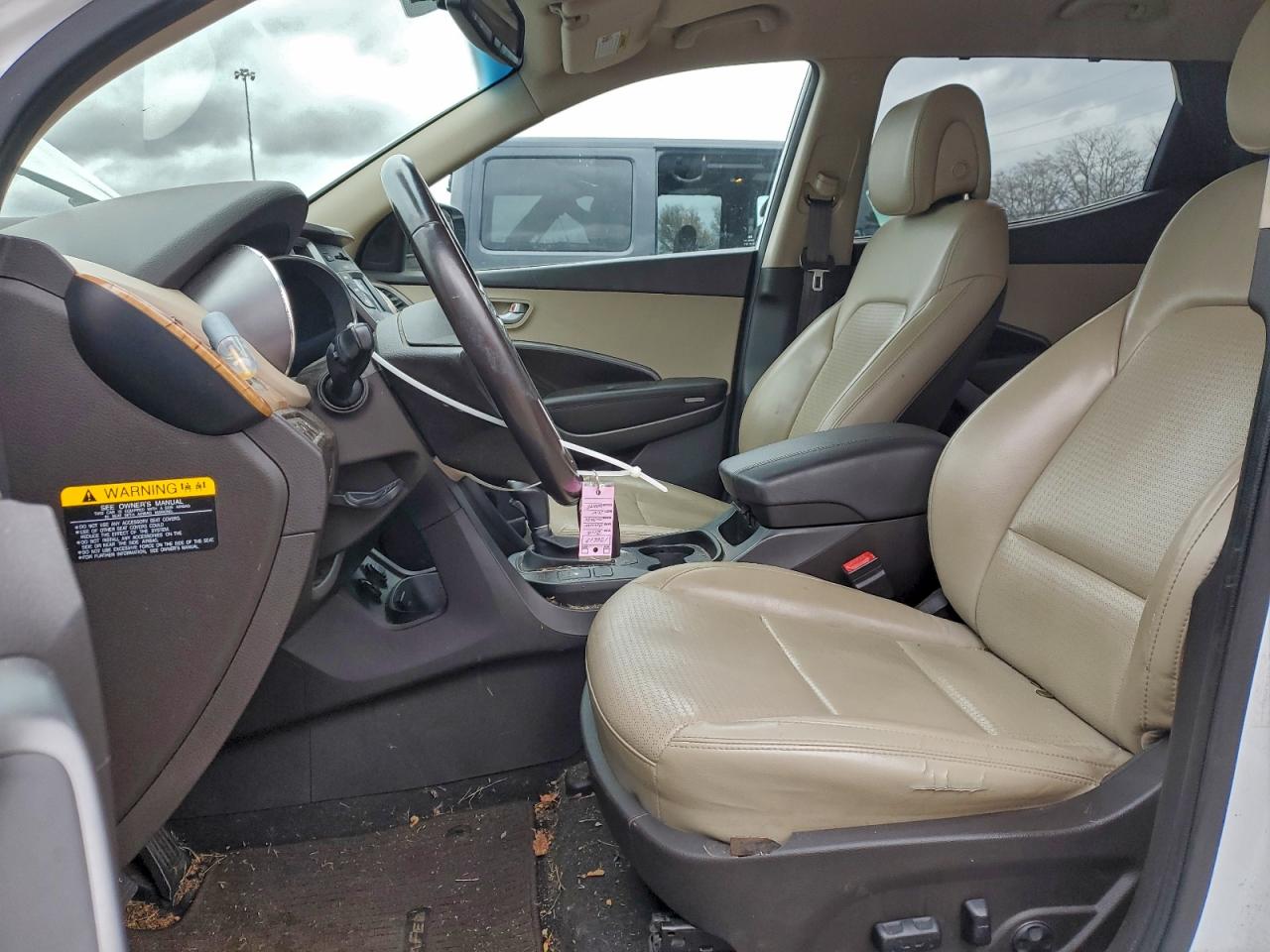 Hyundai SANTA FE Image 5