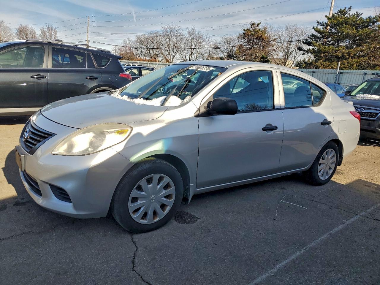 Nissan Versa S Image 1