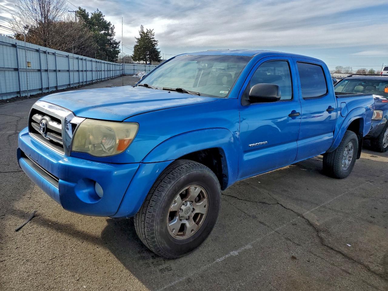 Toyota Tacoma Double Cab Image 1