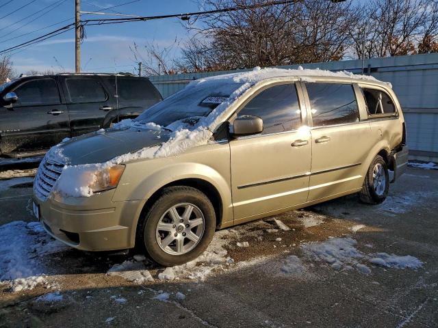  Salvage Chrysler Minivan