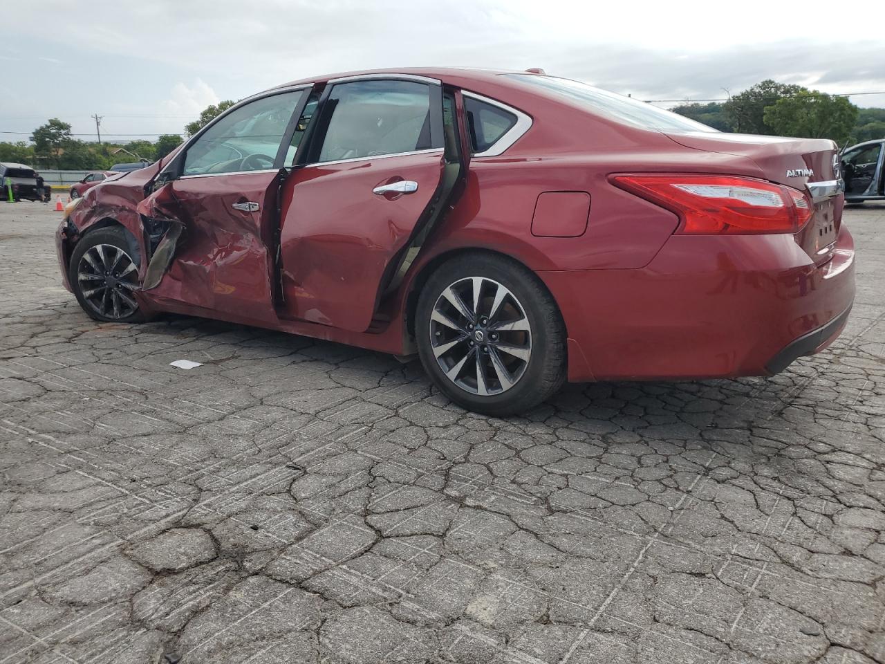 Nissan Altima 2.5 Image 8