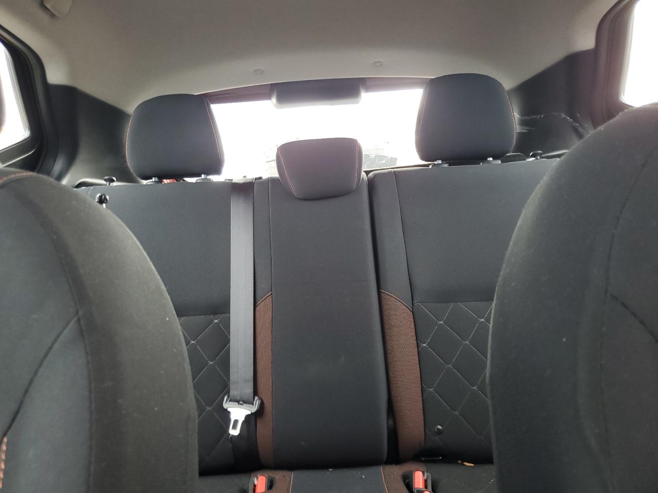 Nissan Kicks Sr Image 4