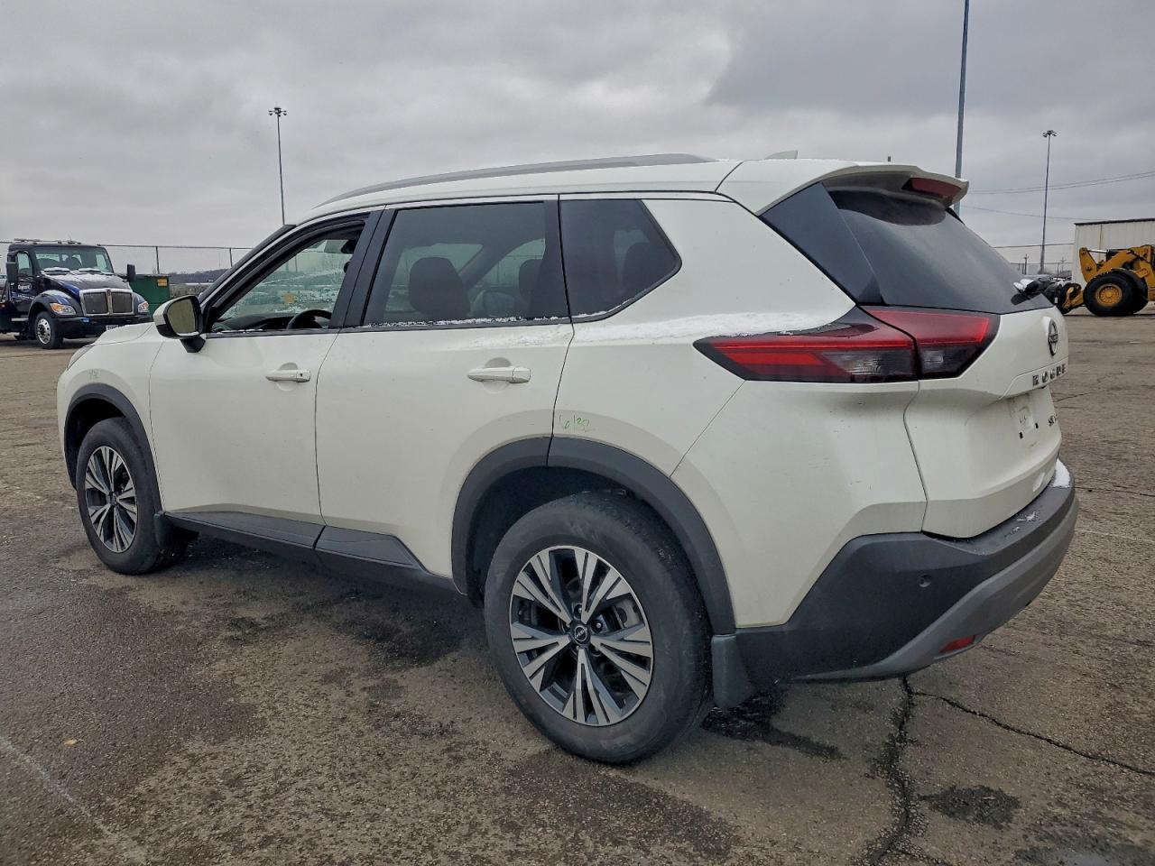 Nissan Rogue Sv Image 3