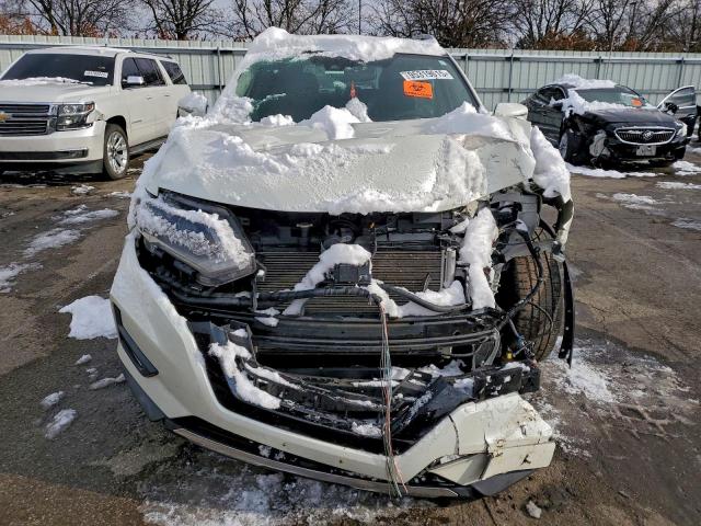 Nissan Rogue S Image 5