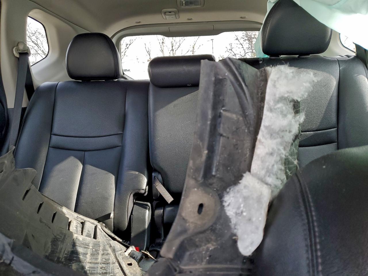 Nissan Rogue S Image 4