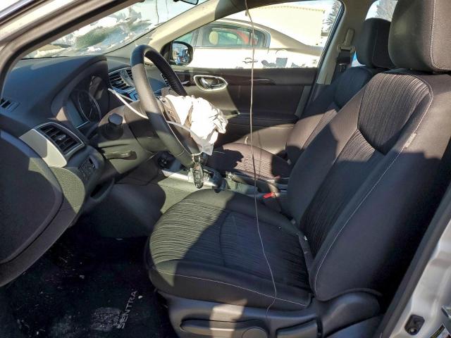 Nissan Sentra S Image 4