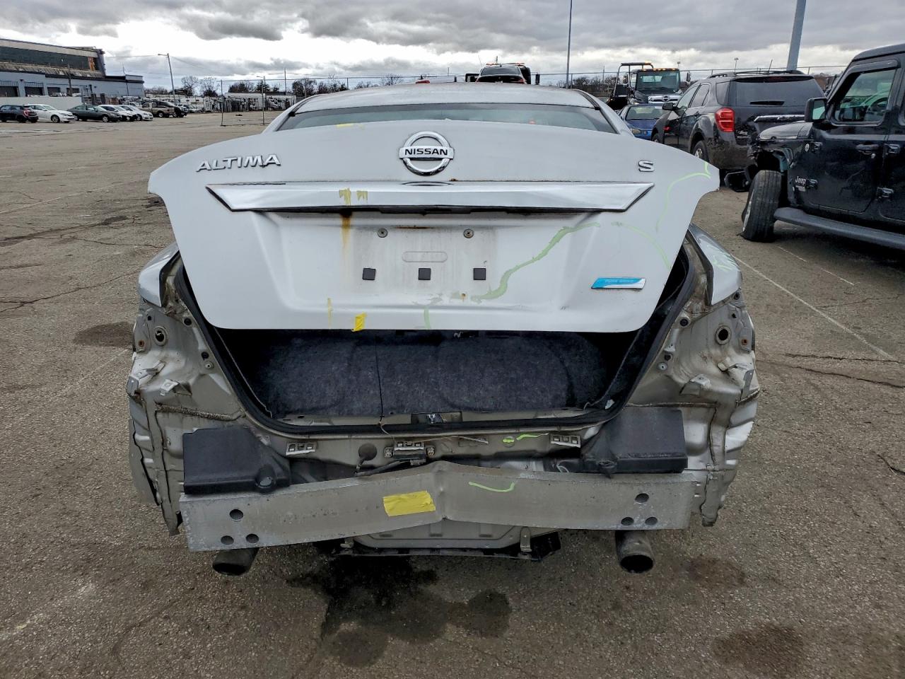 Nissan Altima 2.5 Image 9