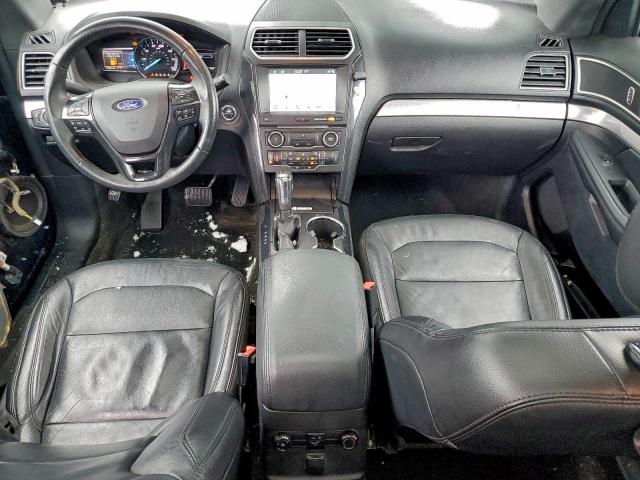 Ford Explorer Xlt Image 5