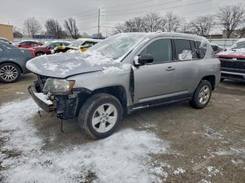  Salvage Jeep Compass