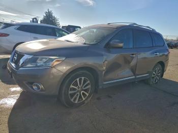  Salvage Nissan Pathfinder