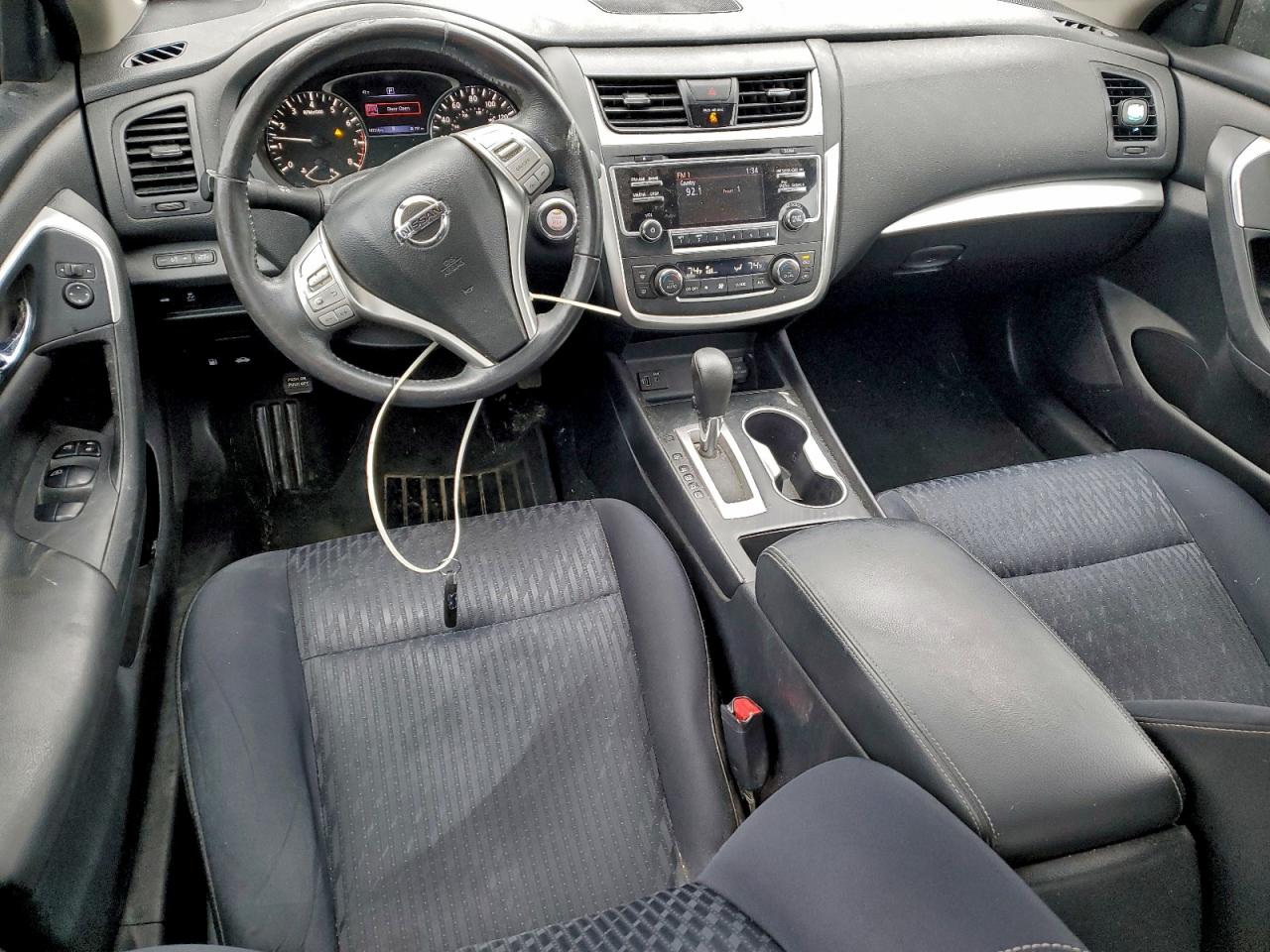 Nissan Altima 2.5 Image 9