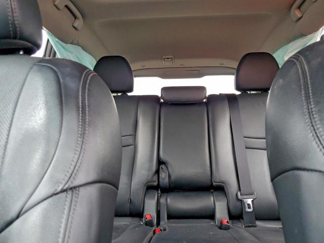 Nissan Rogue S Image 13