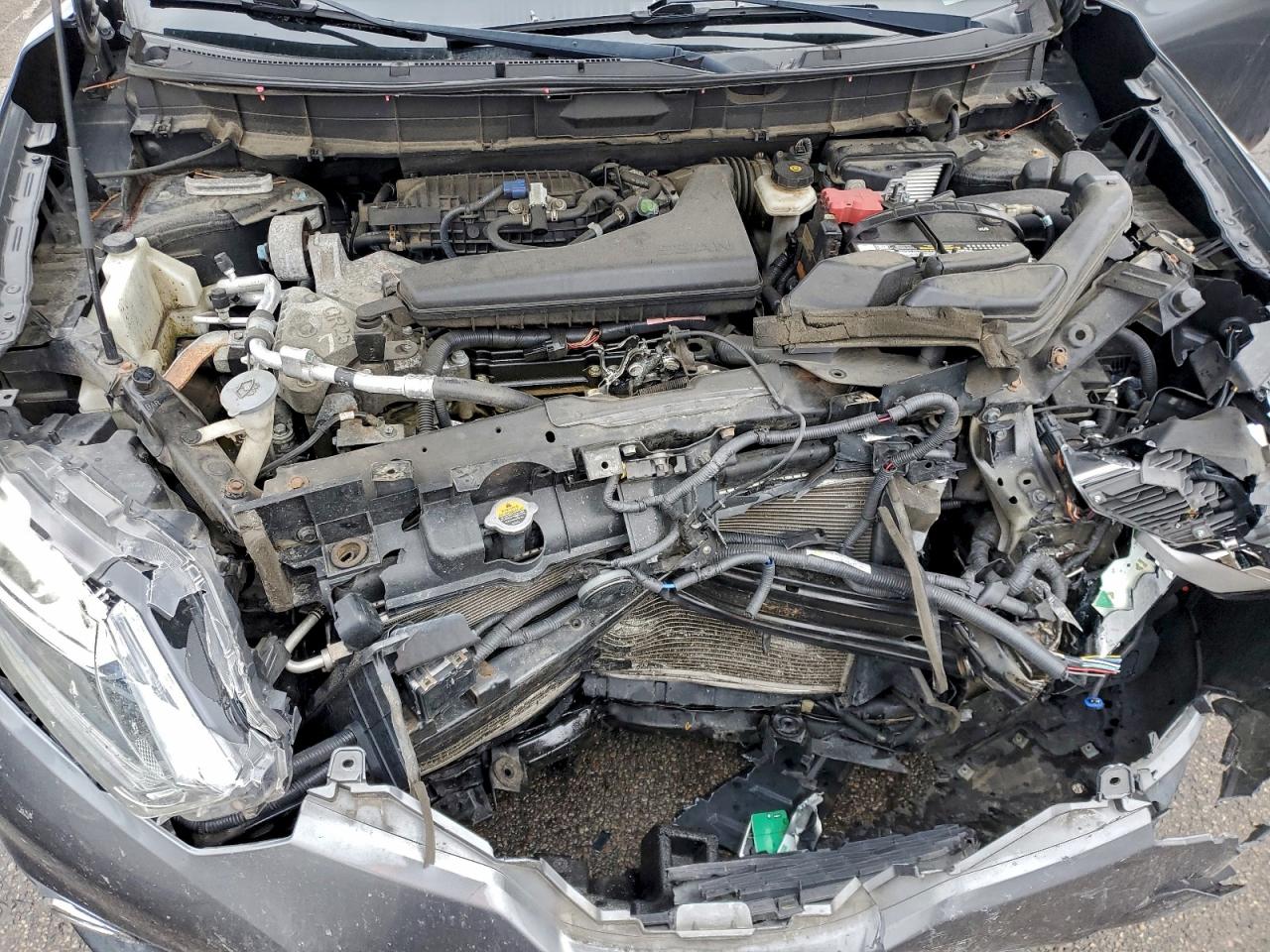 Nissan Rogue S Image 9